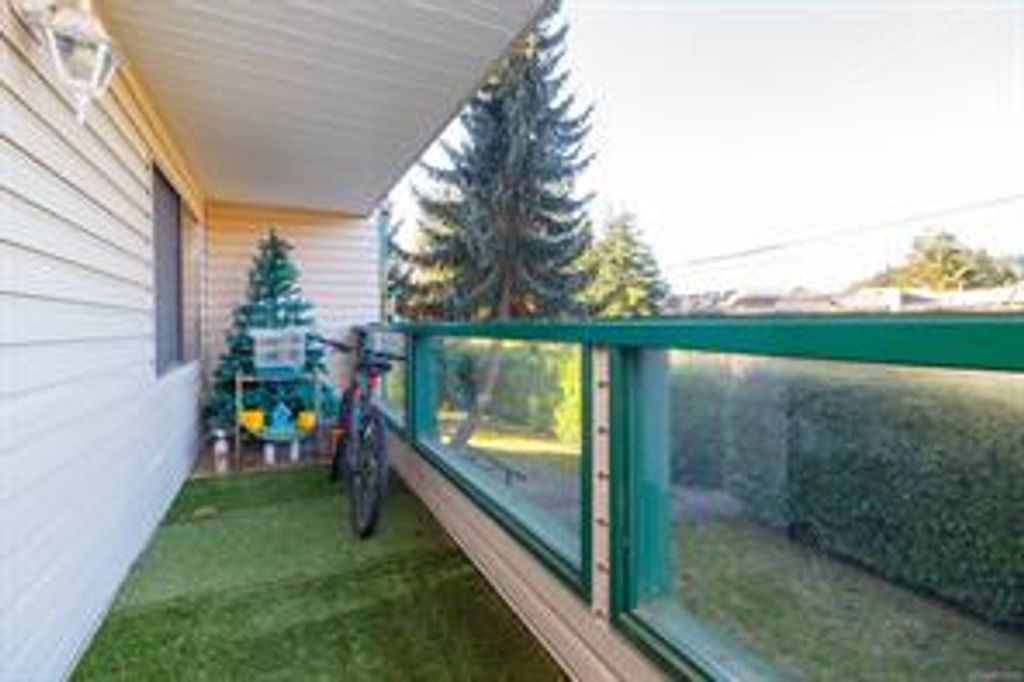 listing image 16041539374162496668