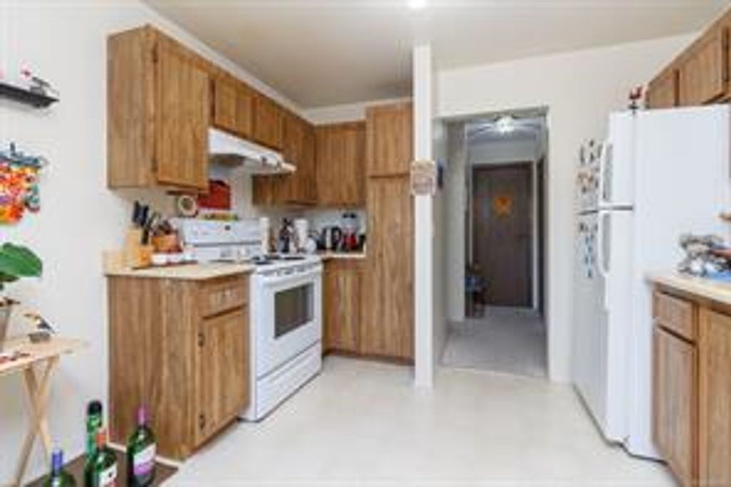 listing image 16045973646630373373