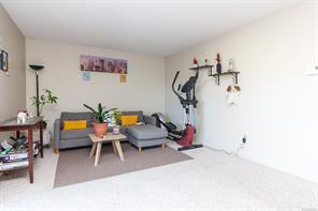 listing image 16045473410690207083