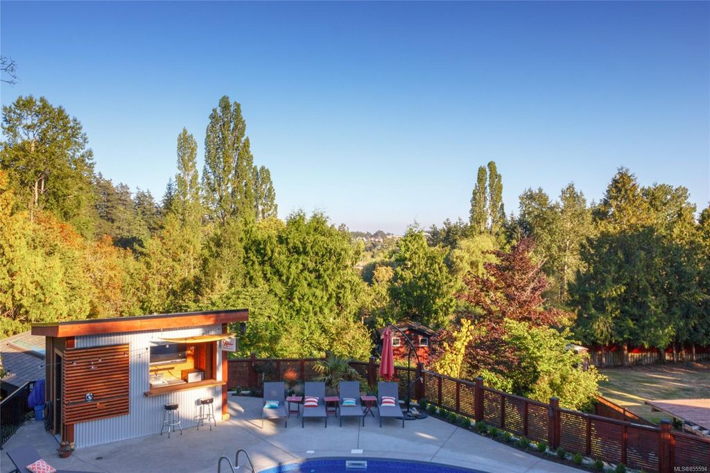 listing image 16042093045312610222