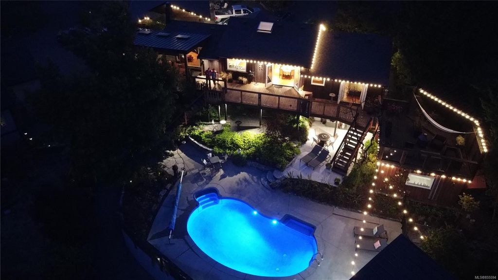 listing image 16045255743102167078