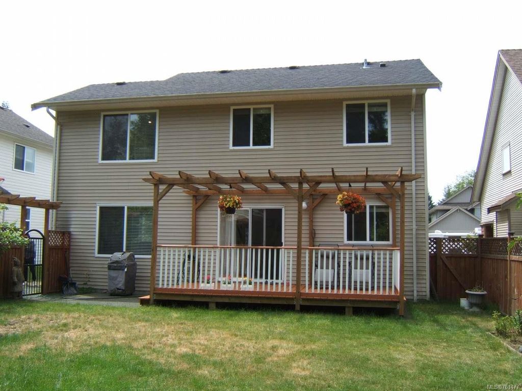 listing image 16047088358179516165