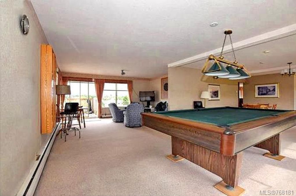 listing image 16043727835814812706