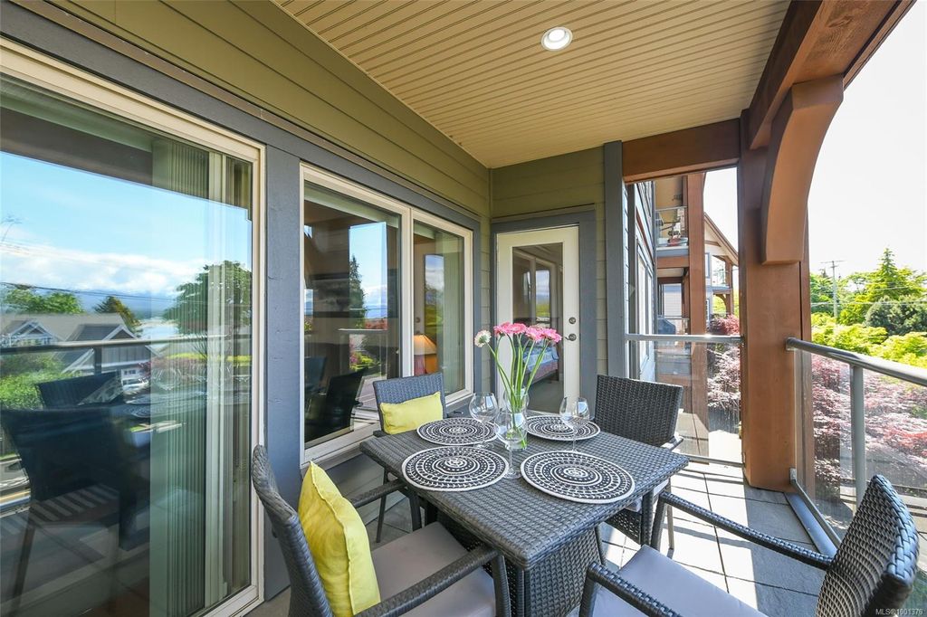 listing image 16047969831653977885