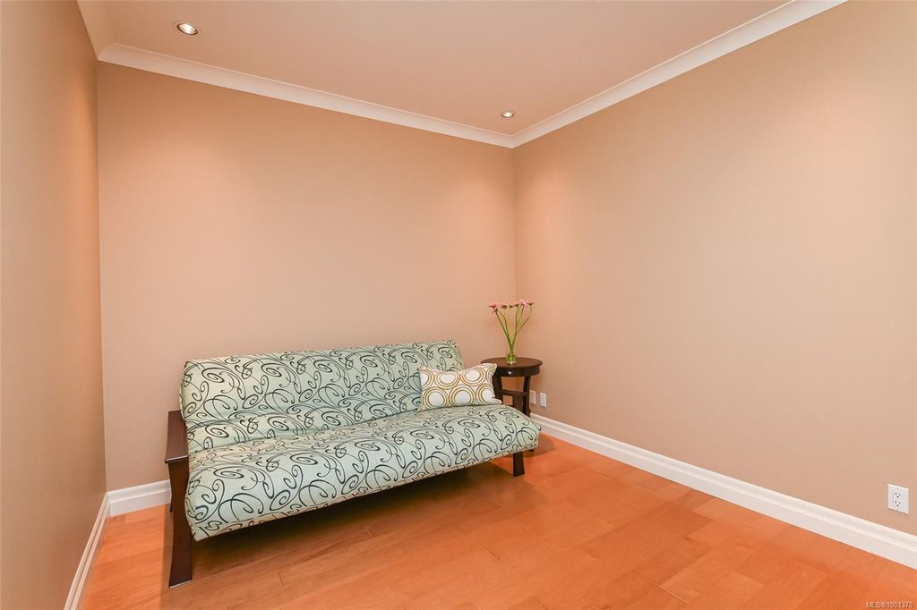 listing image 16041131520946609317