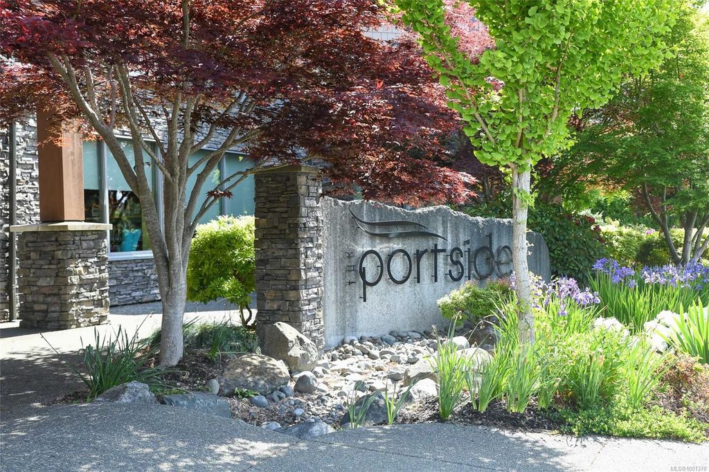 listing image 16041879197995628353