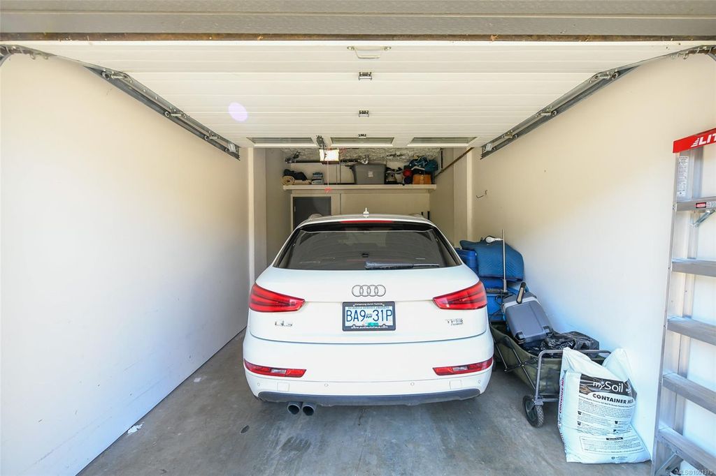 listing image 16044856135057190608