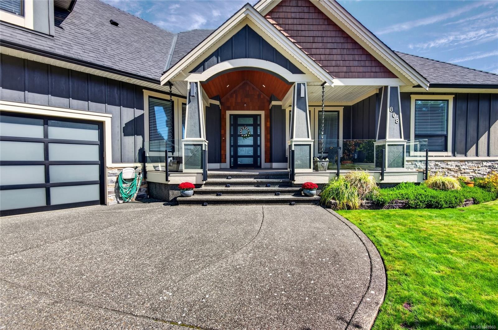 808 Timberline Dr