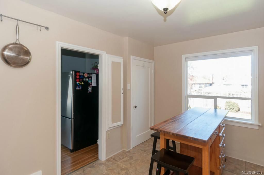 listing image 16040358464950044439