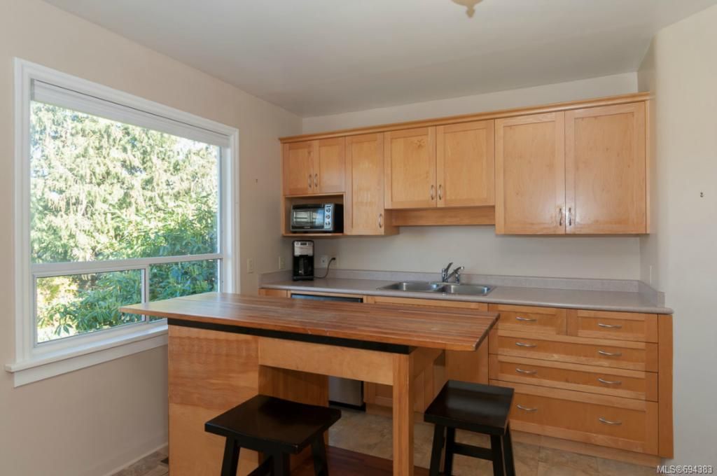 listing image 16047480316745552646