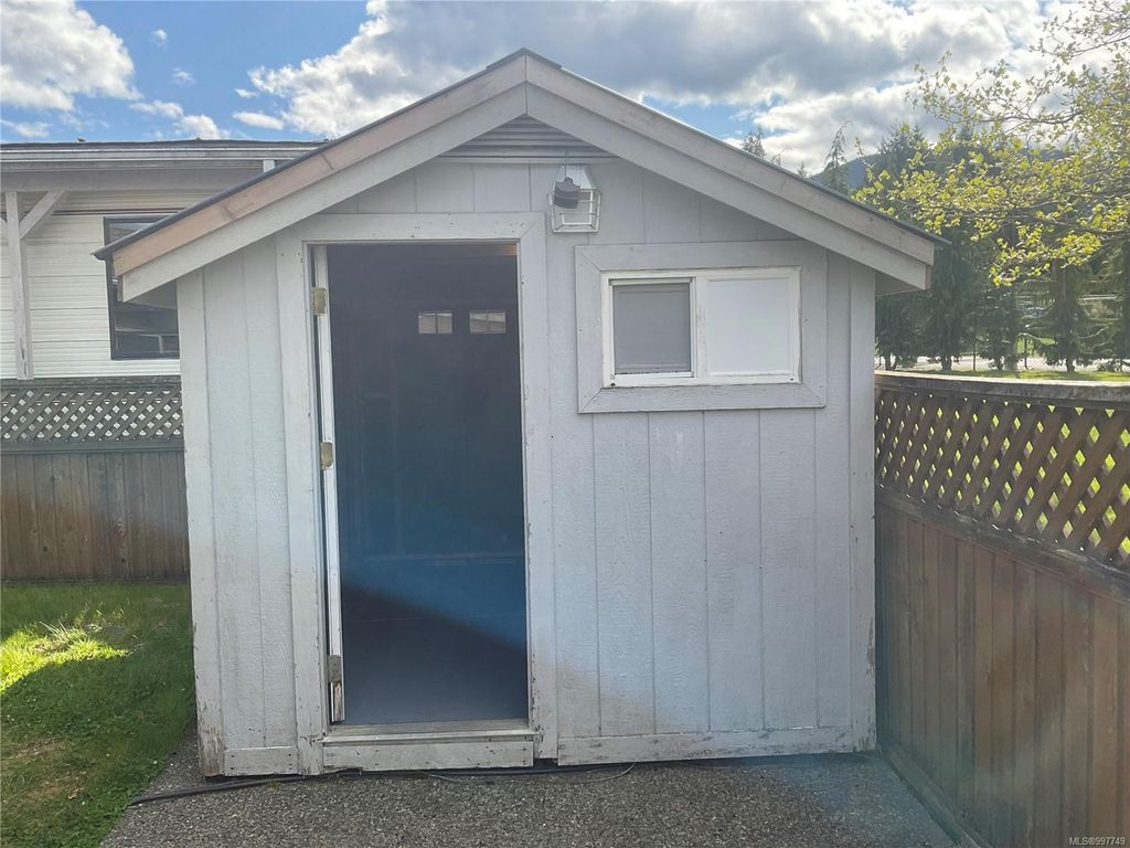 listing image 16047209283707798124
