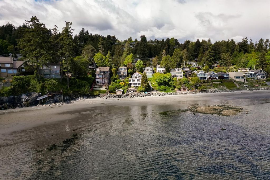 listing image 16045178189970656959