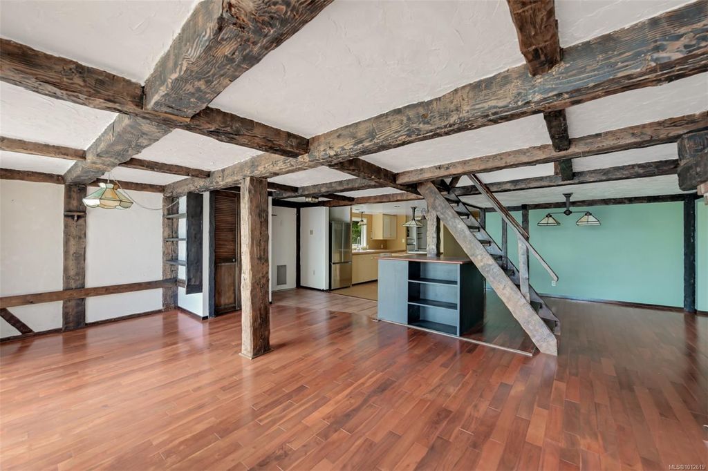 listing image 16047104756255302993