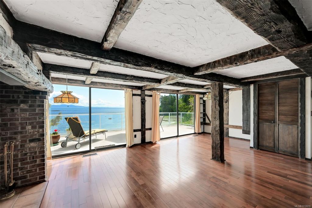 listing image 16049592320760579568