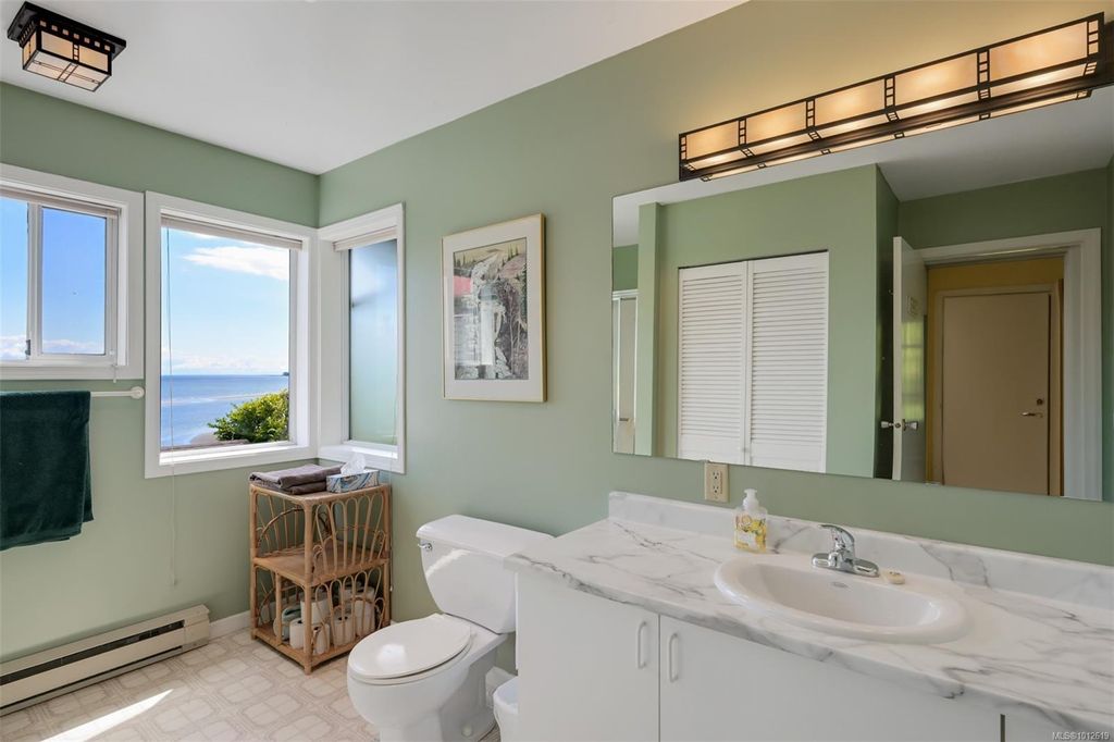 listing image 16046750130436735950