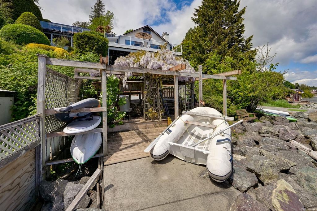 listing image 16041091368497798799