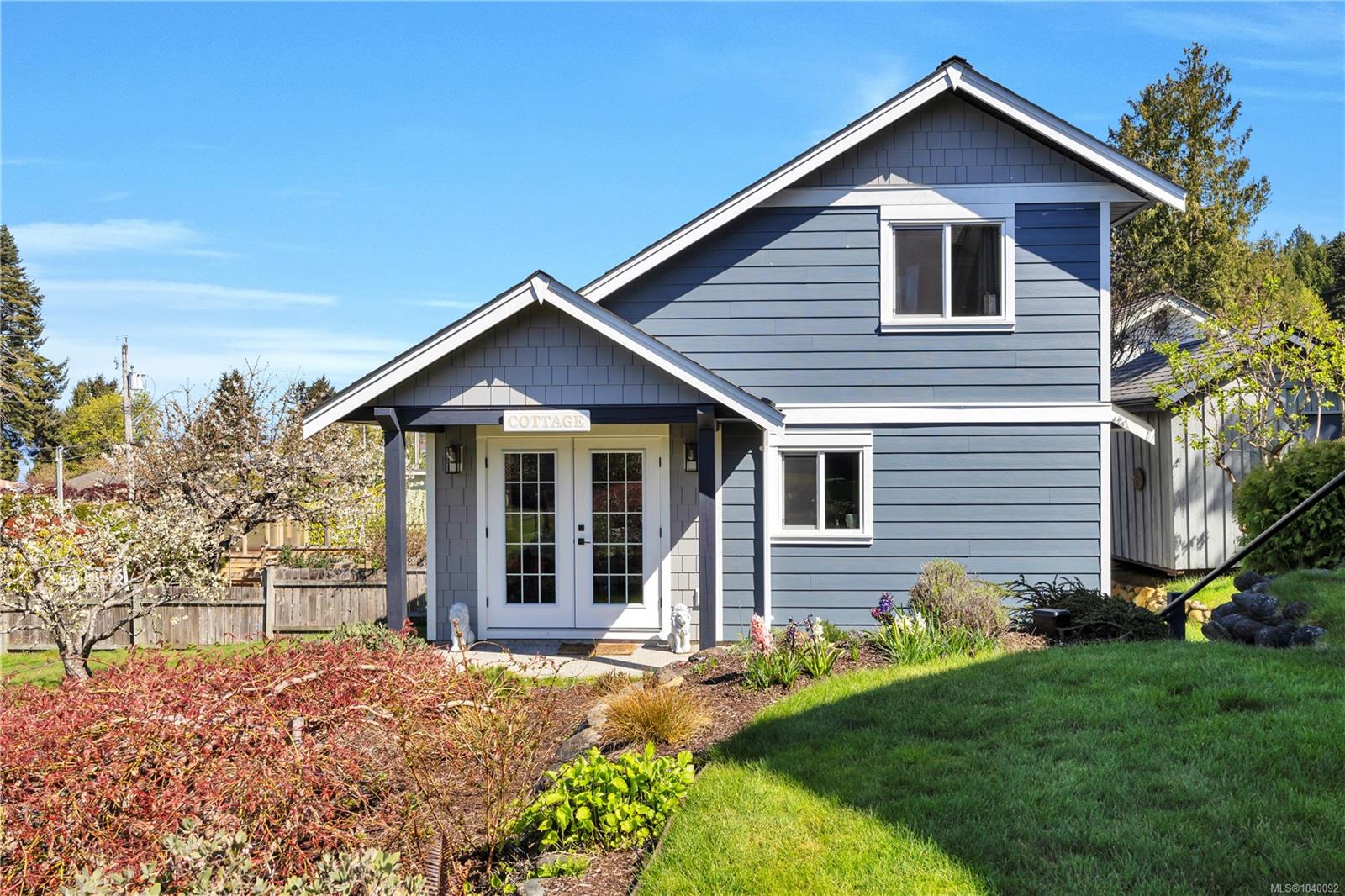 315 Crescent Rd W