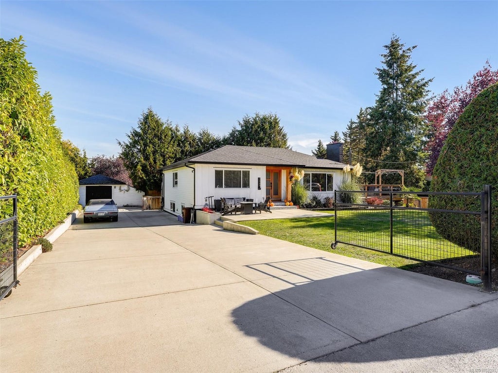 7949 EAST SAANICH RD, CENTRAL SAANICH, BC V0S 1M0 - Image 374625177.jpeg?d=l