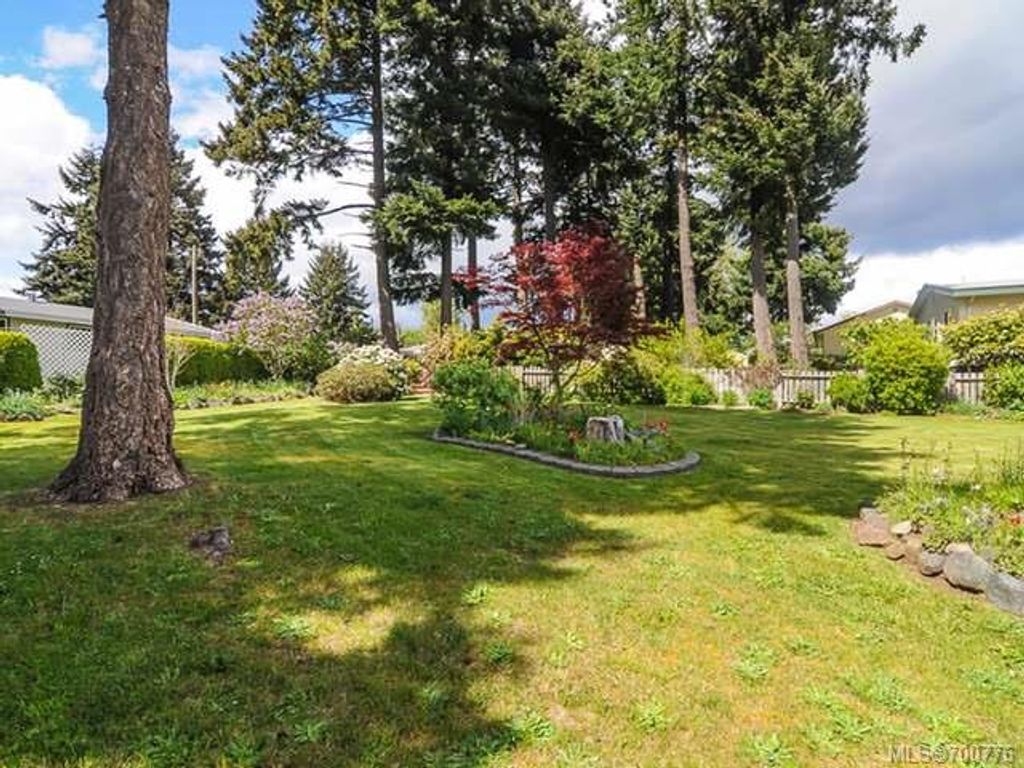 listing image 16049929371318078647