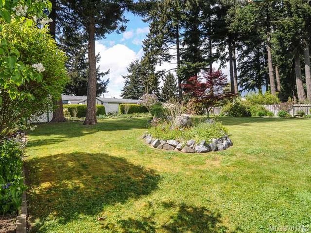 listing image 16049257184023635680