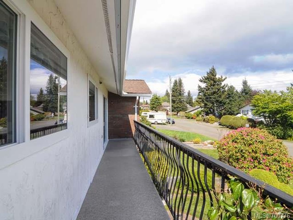 listing image 16049265665700403755