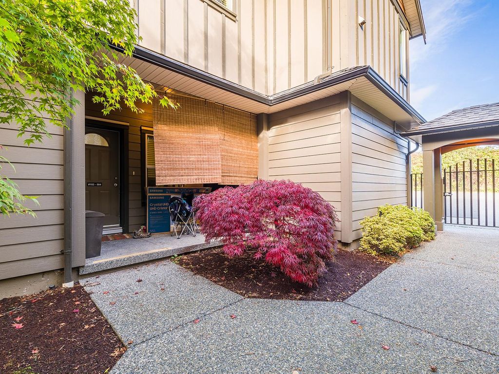 listing image 16048709694531433604