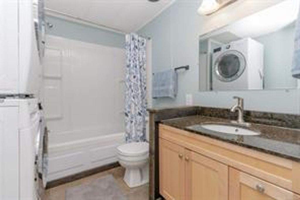 listing image 16041191598948748225