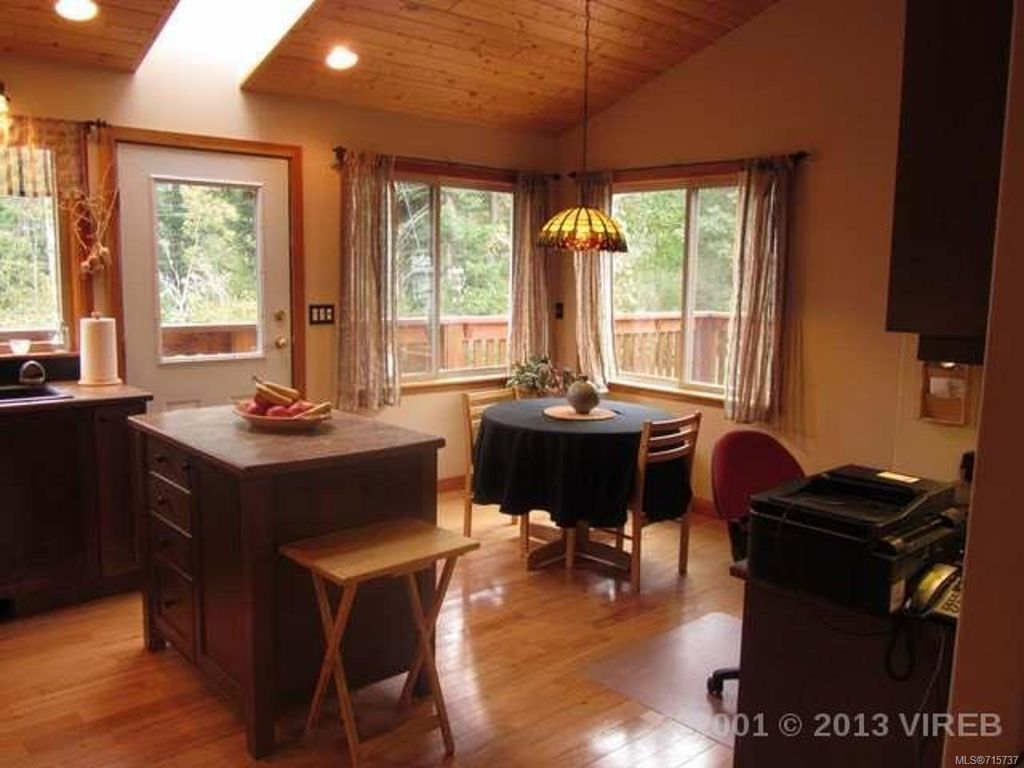 listing image 16044063740365770240