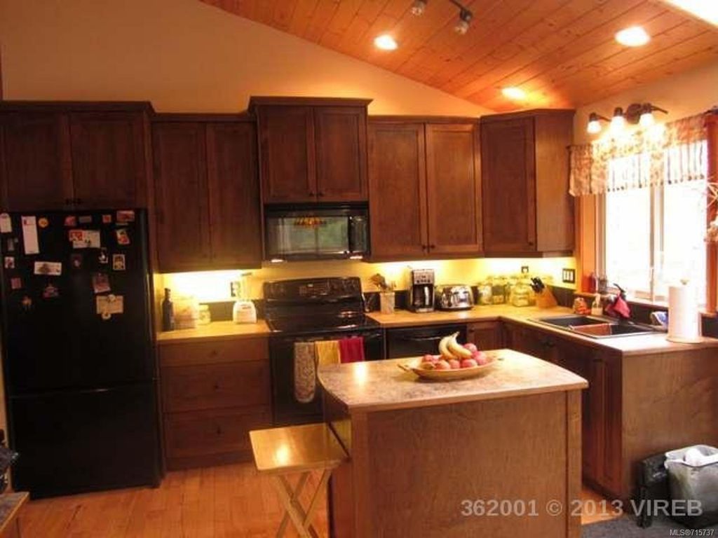 listing image 16049698672860590651