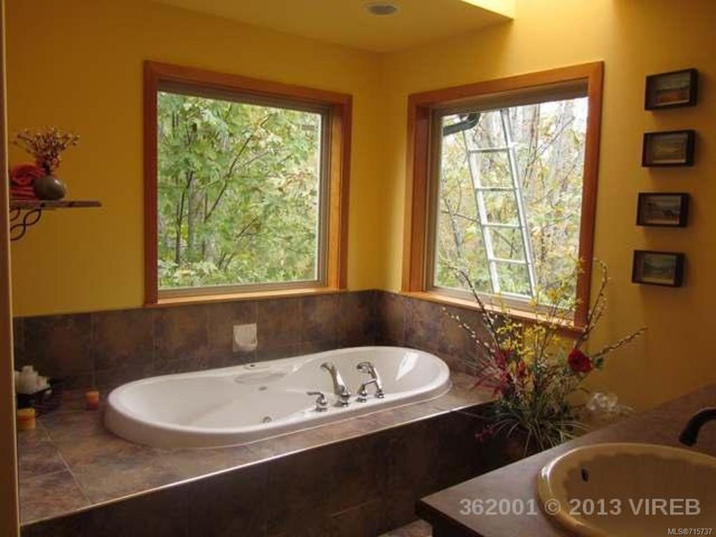 listing image 16040850316681454942