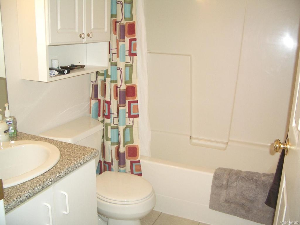 listing image 16043336974002853084