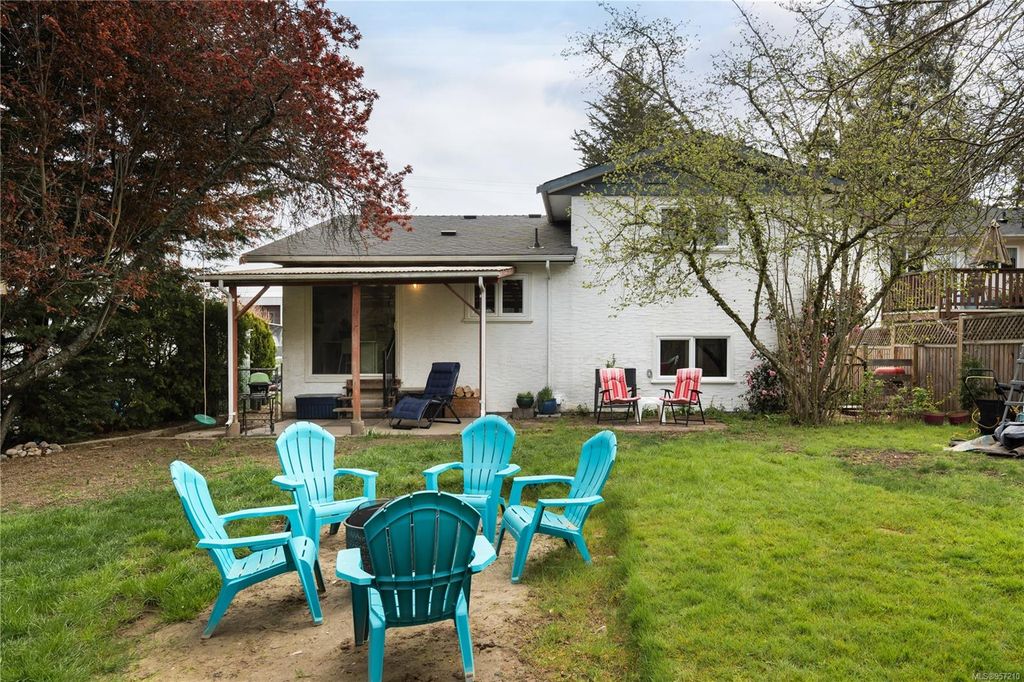 listing image 16043671867391874108