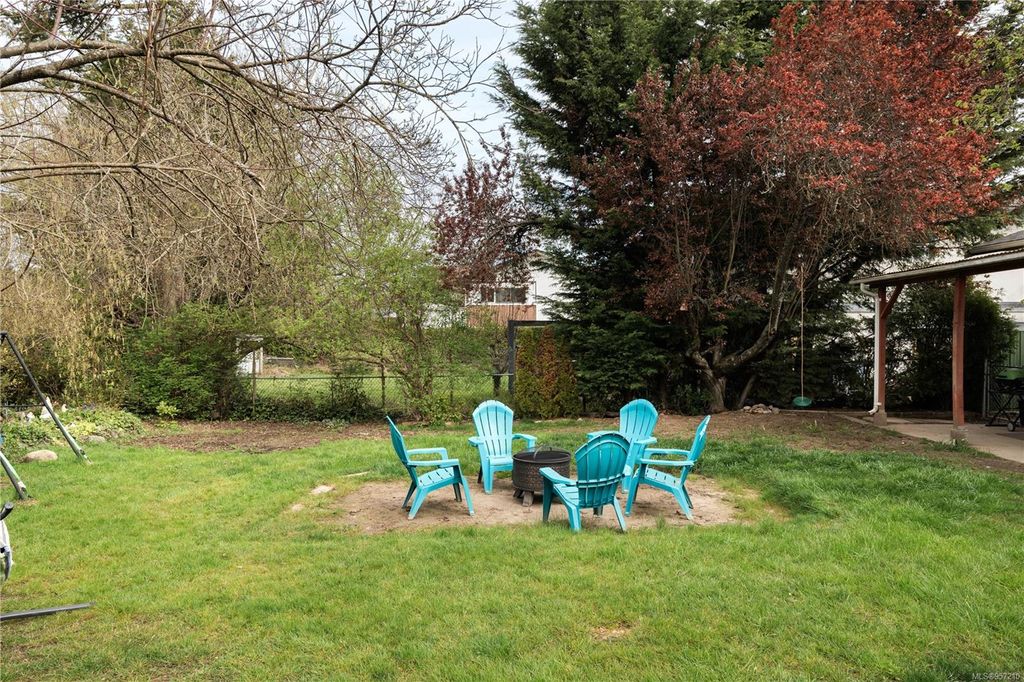 listing image 16046450599622647895