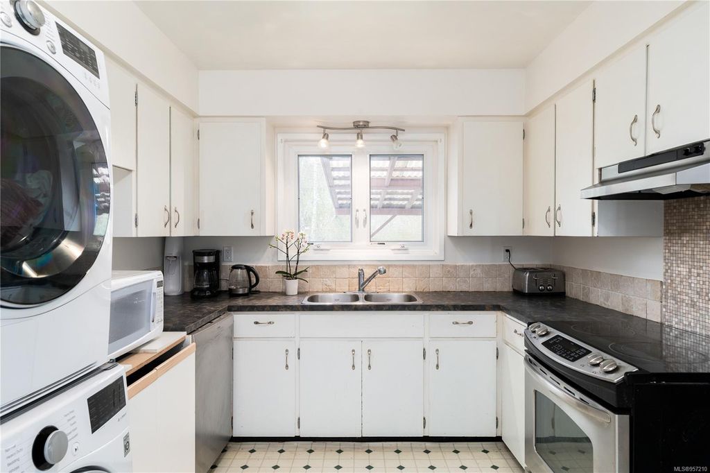 listing image 16046487649148505845