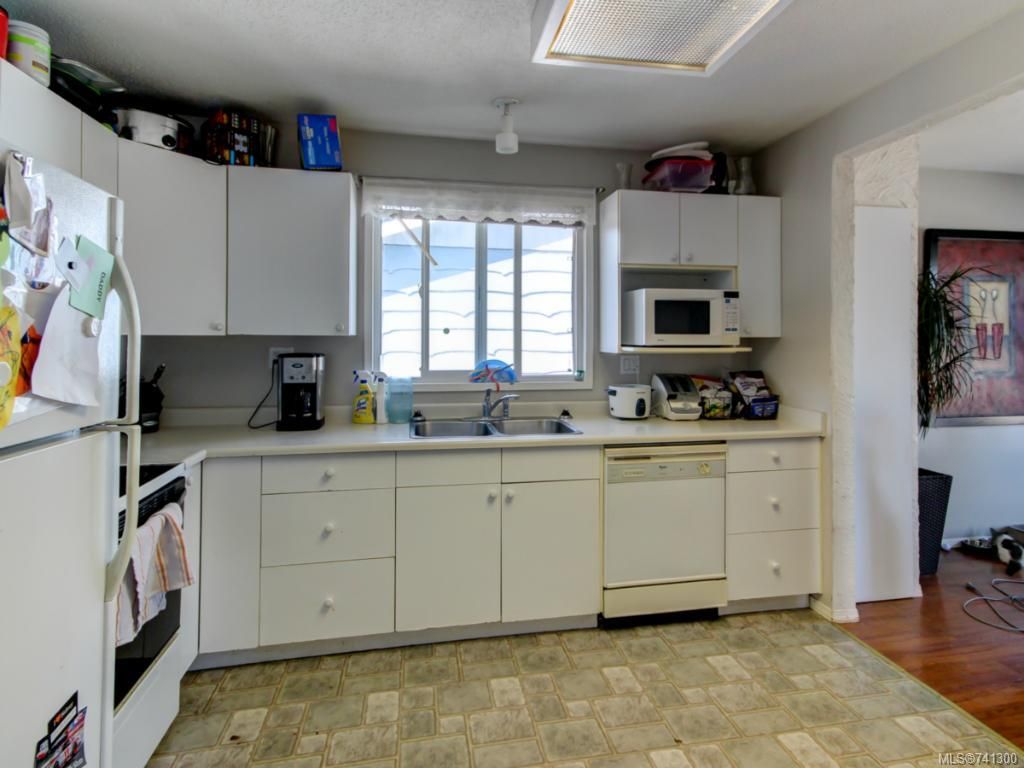 listing image 16044922716661100099