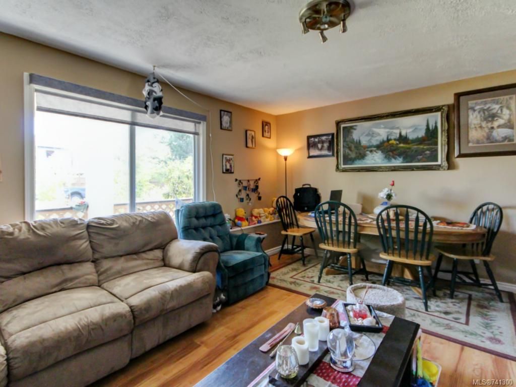 listing image 16049135549369490121