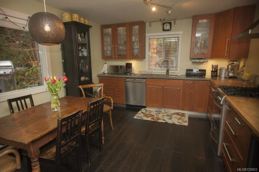listing image 16044256153046129865