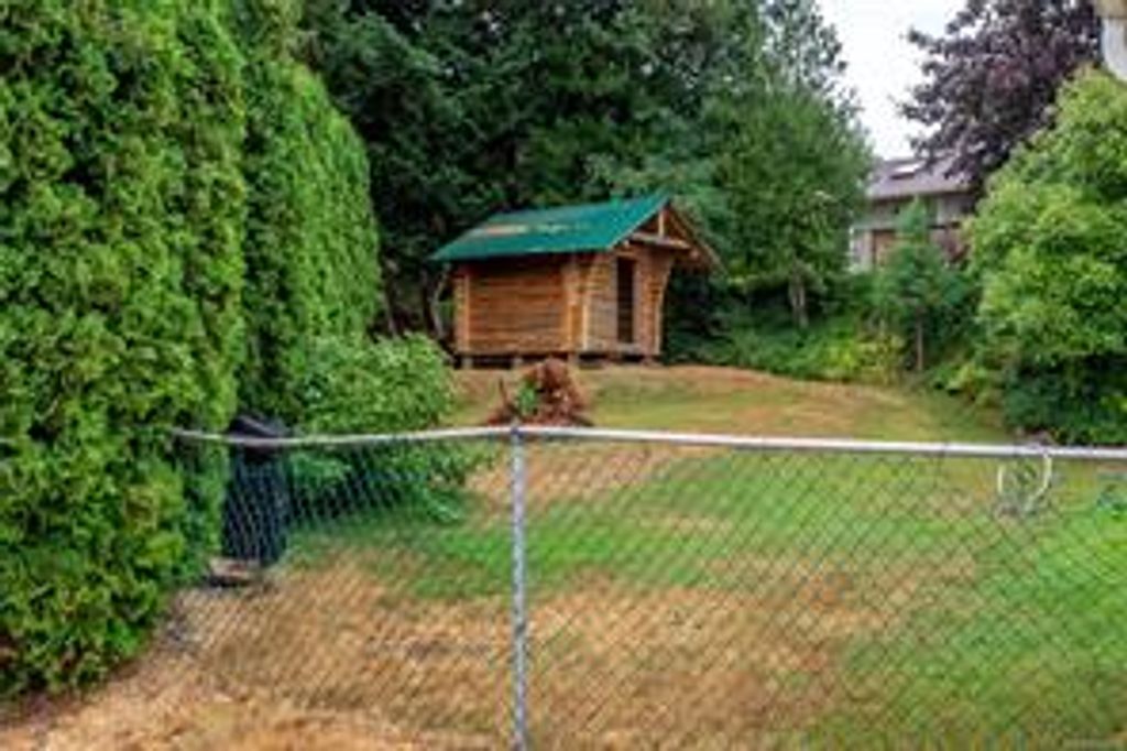 listing image 16040227341744094863