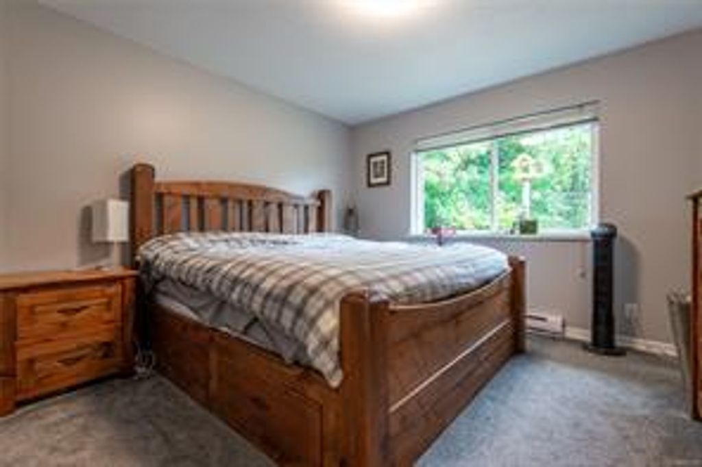 listing image 16042258669444120297