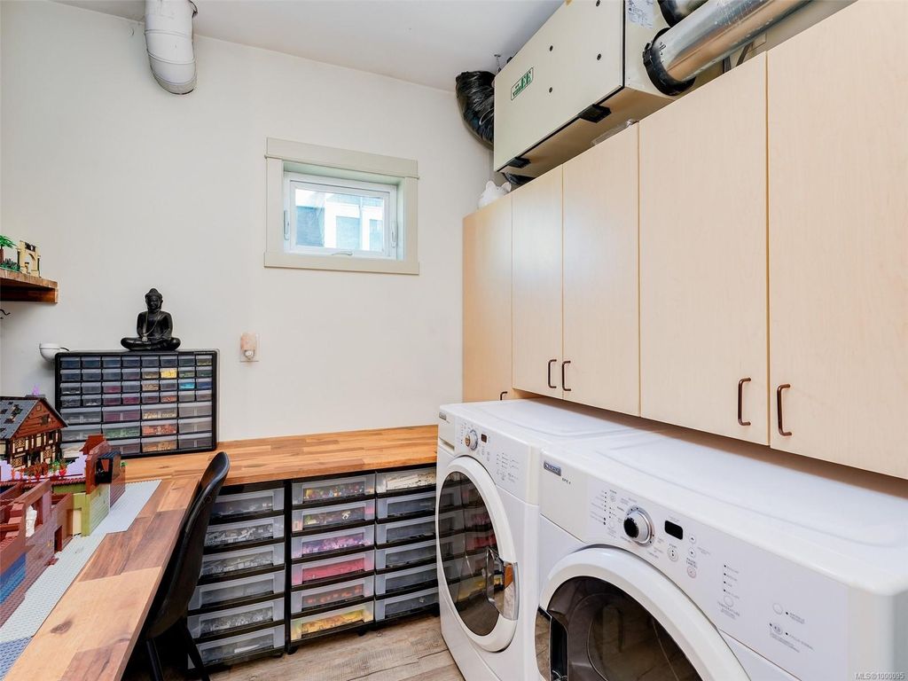 listing image 16045839232678709135