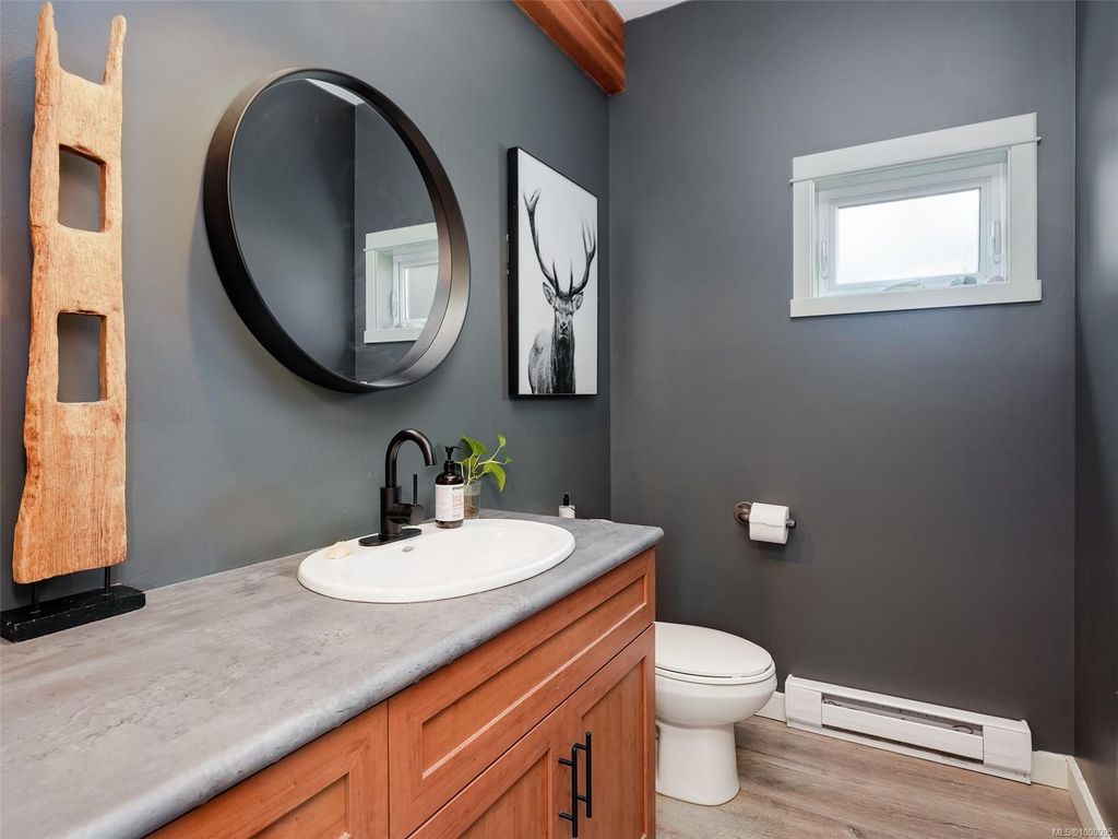 listing image 16046932520240657702