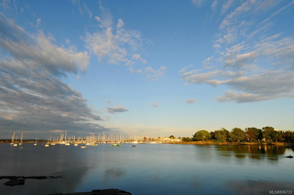 listing image 16042709268678129120