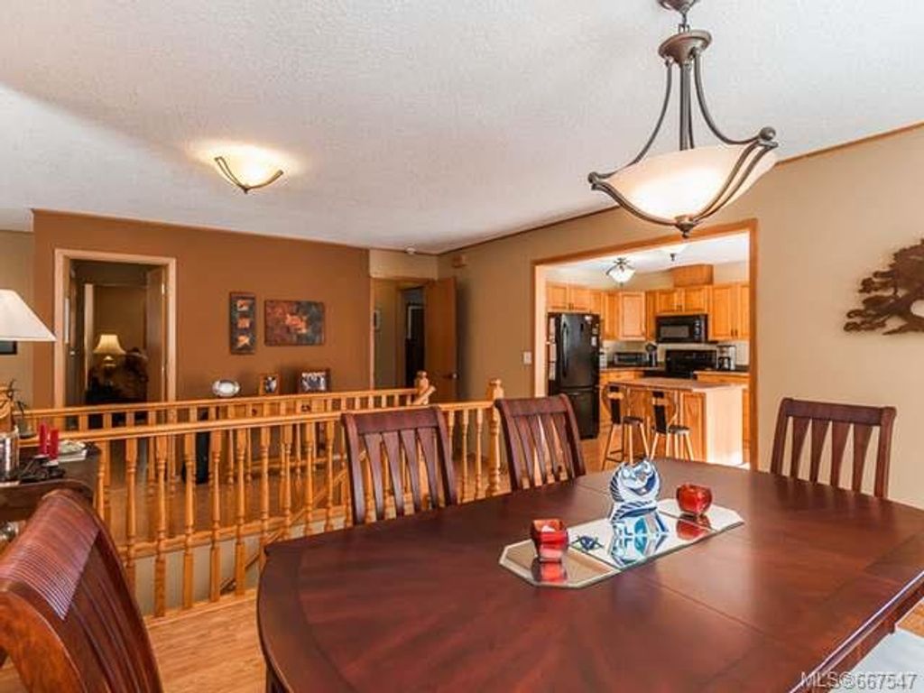 listing image 16048524153891407273