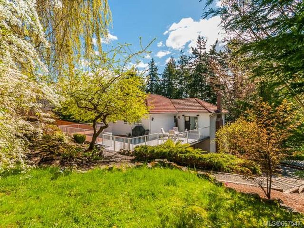 listing image 16045290557127450172