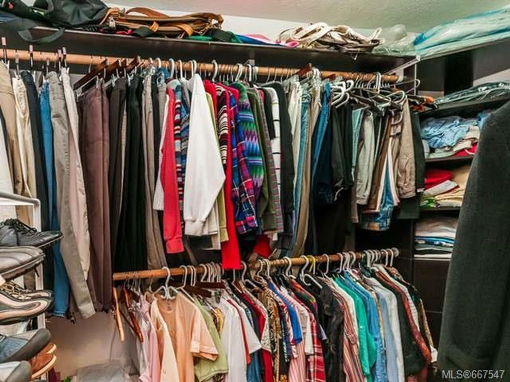 listing image 16047170568449346390