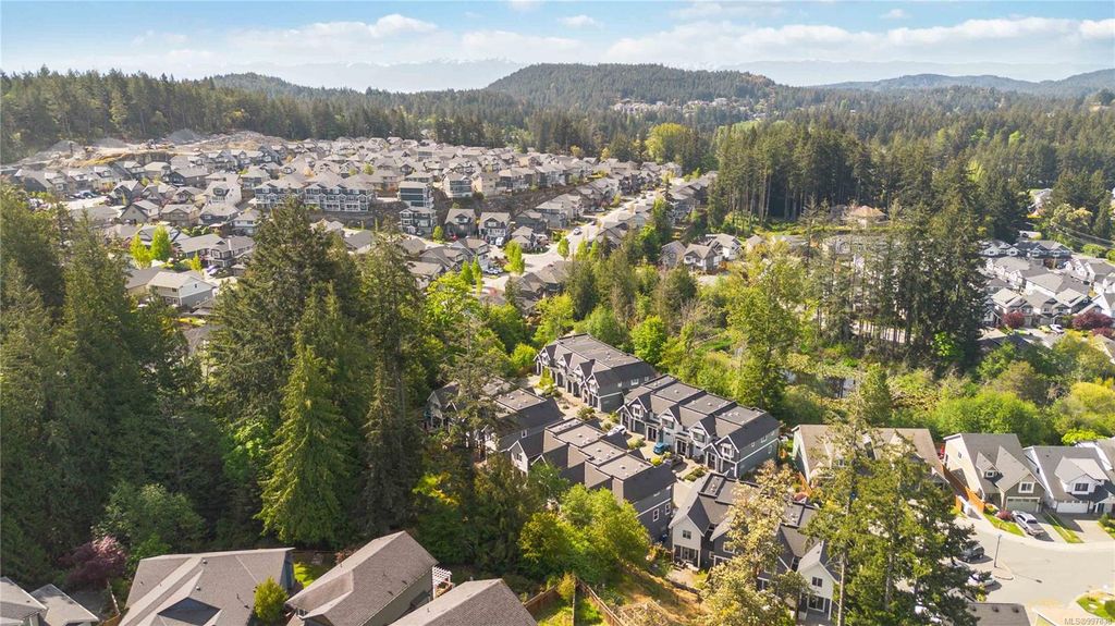 listing image 16041628978015551747
