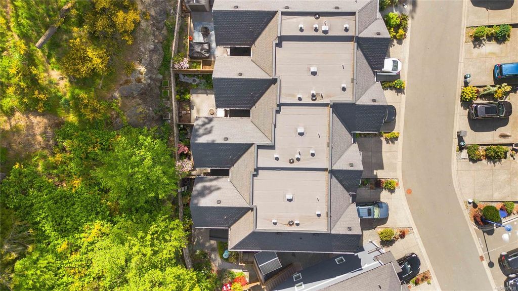 listing image 16049099725683283979