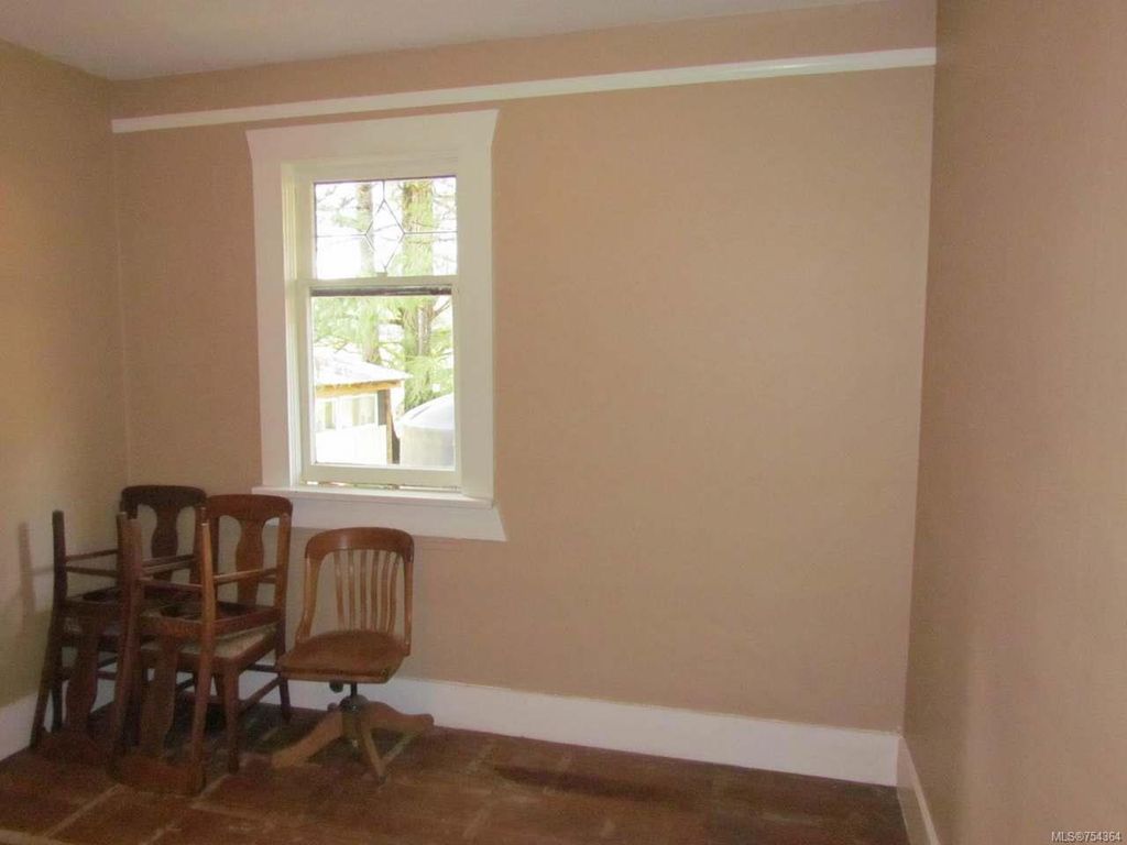 listing image 16045855179479554150