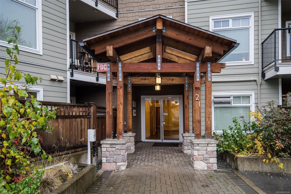 listing image 16049034680654215523