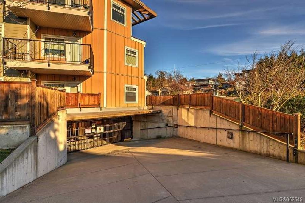 listing image 16047985463108018647